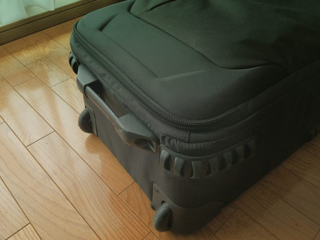 suitcase4